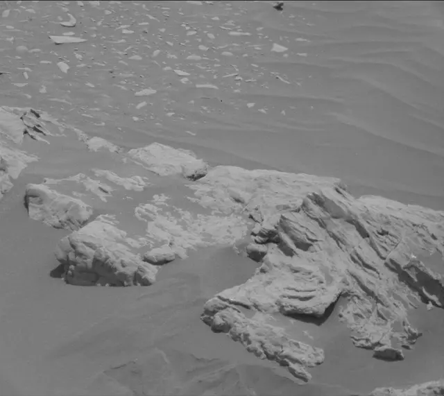 Sol 3444: Mast Camera (Mastcam)