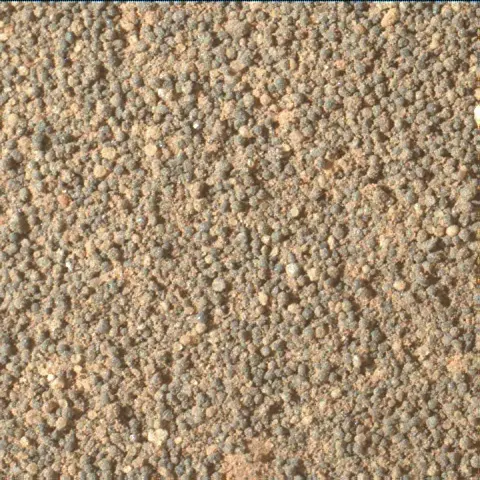 Sol 3447: Mars Hand Lens Imager (MAHLI)