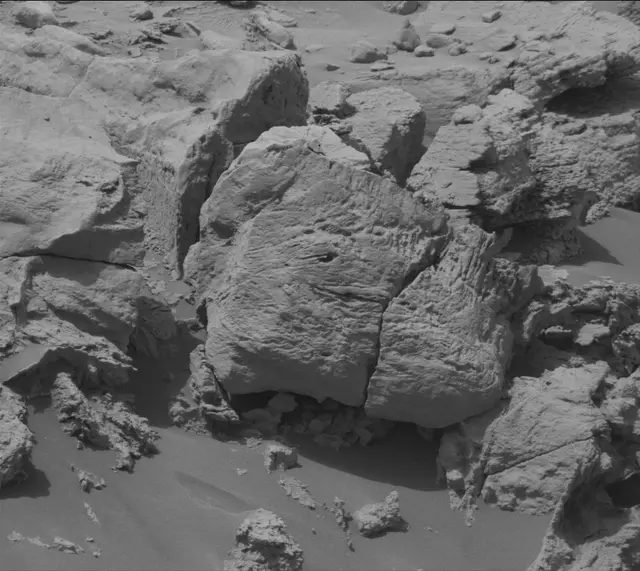 Sol 3451: Mast Camera (Mastcam)