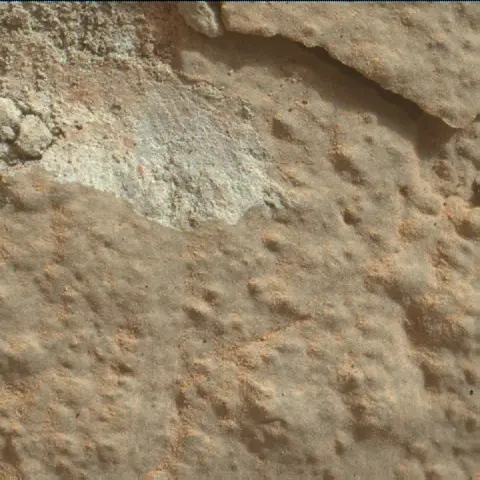 Sol 3451: Mars Hand Lens Imager (MAHLI)