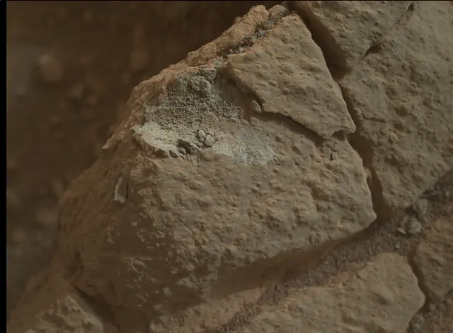 Sol 3451: Mars Hand Lens Imager (MAHLI)