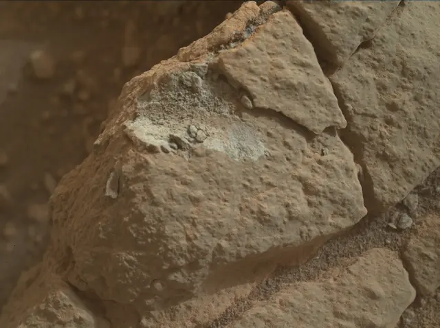 Sol 3451: Mars Hand Lens Imager (MAHLI)