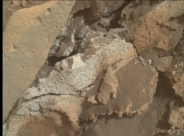 Sol 3451: Mars Hand Lens Imager (MAHLI)