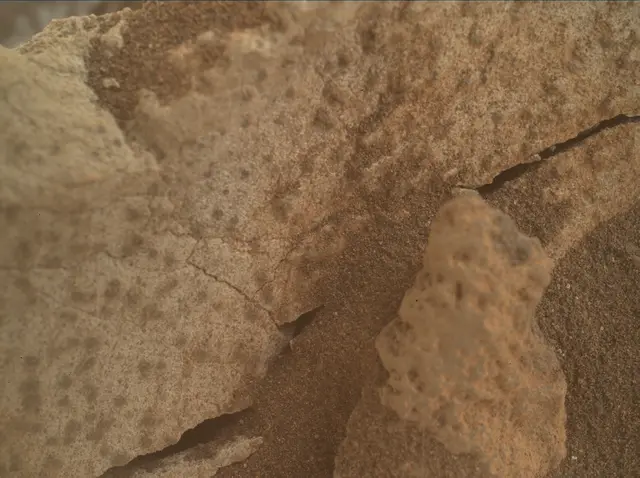 Sol 3451: Mars Hand Lens Imager (MAHLI)