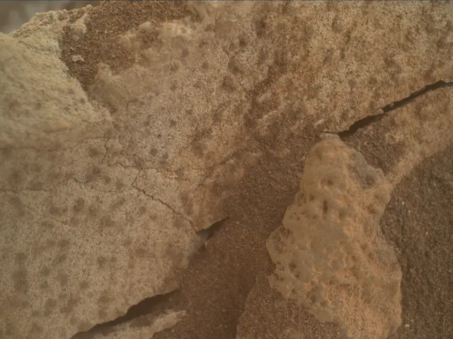 Sol 3451: Mars Hand Lens Imager (MAHLI)
