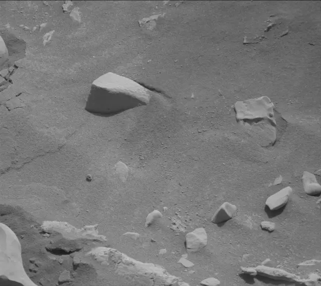 Sol 3453: Mast Camera (Mastcam)