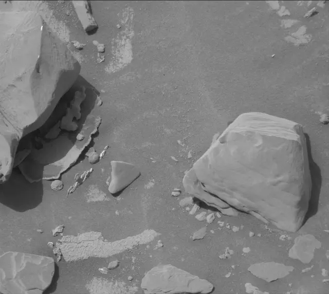 Sol 3453: Mast Camera (Mastcam)