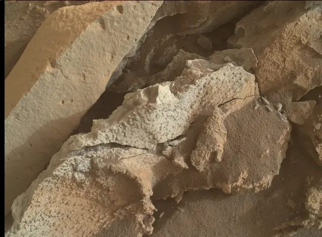 Sol 3453: Mars Hand Lens Imager (MAHLI)