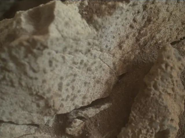 Sol 3453: Mars Hand Lens Imager (MAHLI)