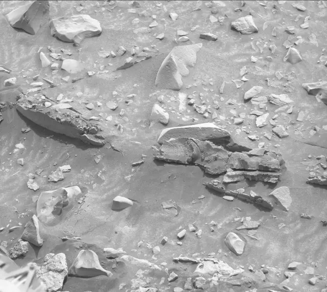 Sol 3454: Mast Camera (Mastcam)