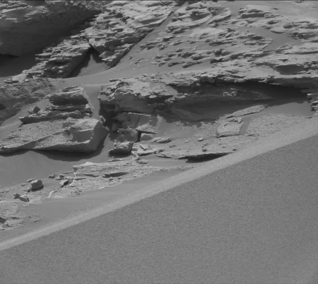 Sol 3456: Mast Camera (Mastcam)