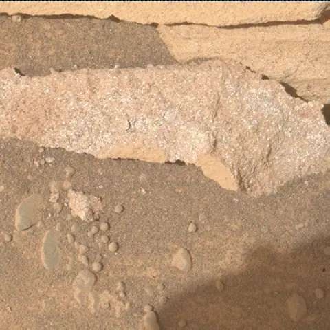 Sol 3458: Mars Hand Lens Imager (MAHLI)