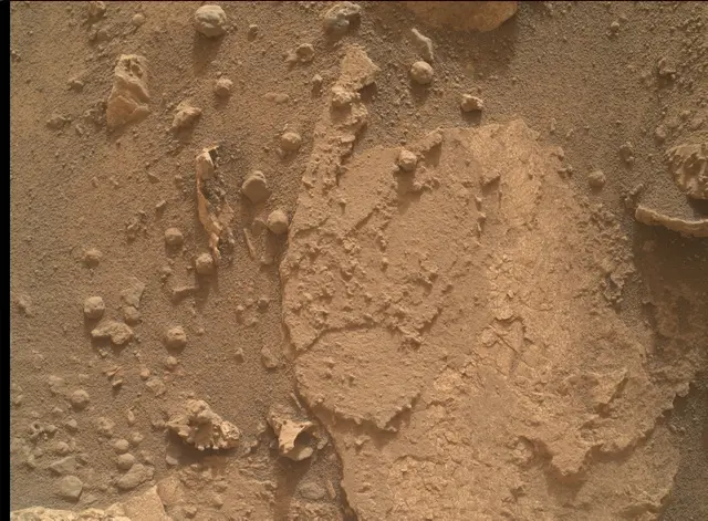 Sol 3459: Mars Hand Lens Imager (MAHLI)