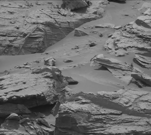 Sol 3462: Mast Camera (Mastcam)