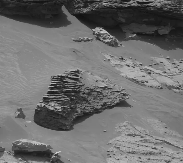 Sol 3462: Mast Camera (Mastcam)