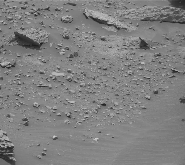 Sol 3462: Mast Camera (Mastcam)