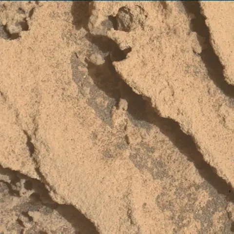 Sol 3462: Mars Hand Lens Imager (MAHLI)