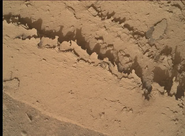 Sol 3462: Mars Hand Lens Imager (MAHLI)