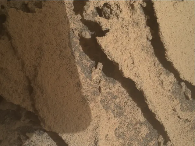 Sol 3462: Mars Hand Lens Imager (MAHLI)