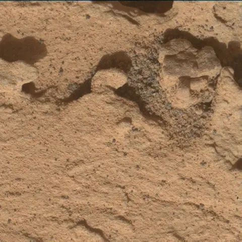Sol 3462: Mars Hand Lens Imager (MAHLI)