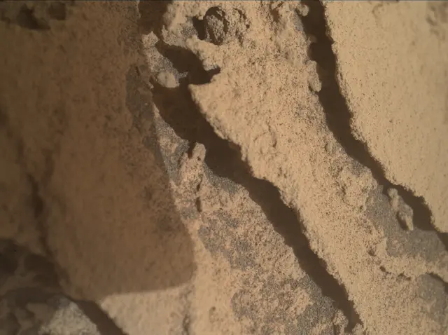 Sol 3462: Mars Hand Lens Imager (MAHLI)