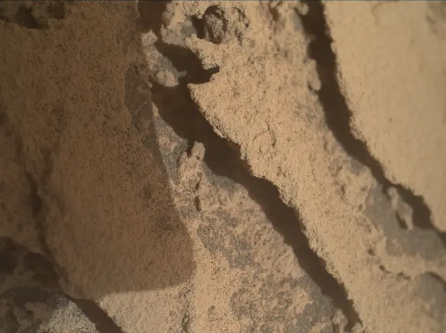 Sol 3462: Mars Hand Lens Imager (MAHLI)
