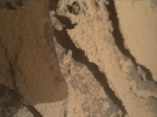 Sol 3462: Mars Hand Lens Imager (MAHLI)