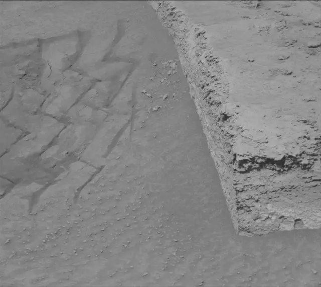 Sol 3463: Mast Camera (Mastcam)