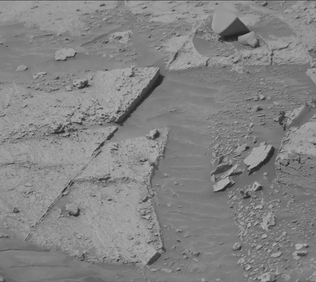 Sol 3463: Mast Camera (Mastcam)