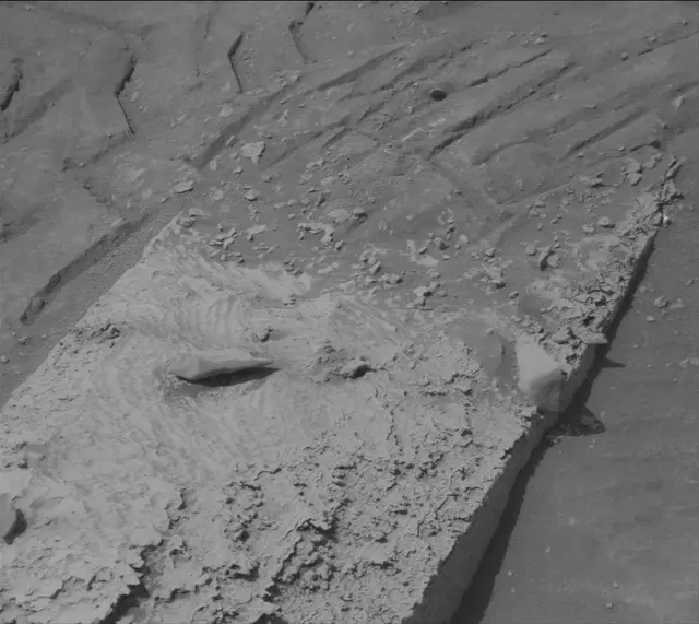 Sol 3463: Mast Camera (Mastcam)