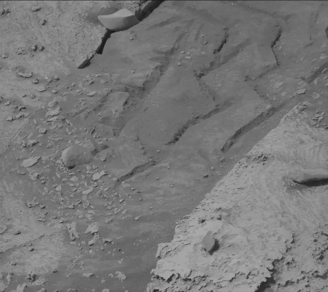 Sol 3463: Mast Camera (Mastcam)