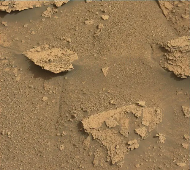 Sol 3465: Mast Camera (Mastcam)
