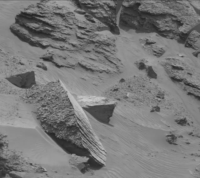 Sol 3465: Mast Camera (Mastcam)