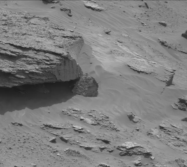 Sol 3465: Mast Camera (Mastcam)