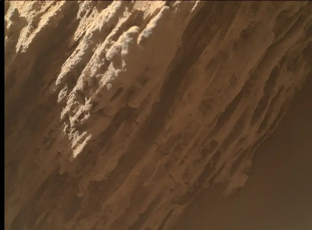 Sol 3465: Mars Hand Lens Imager (MAHLI)