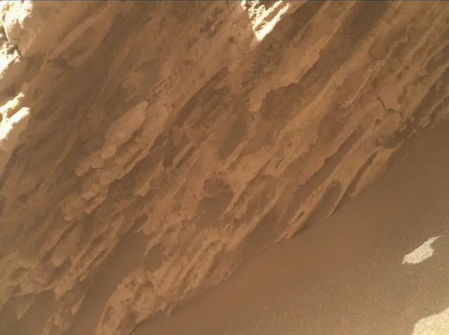 Sol 3465: Mars Hand Lens Imager (MAHLI)