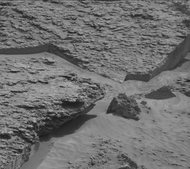 Sol 3466: Mast Camera (Mastcam)