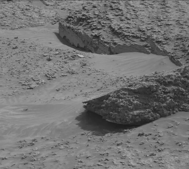 Sol 3466: Mast Camera (Mastcam)