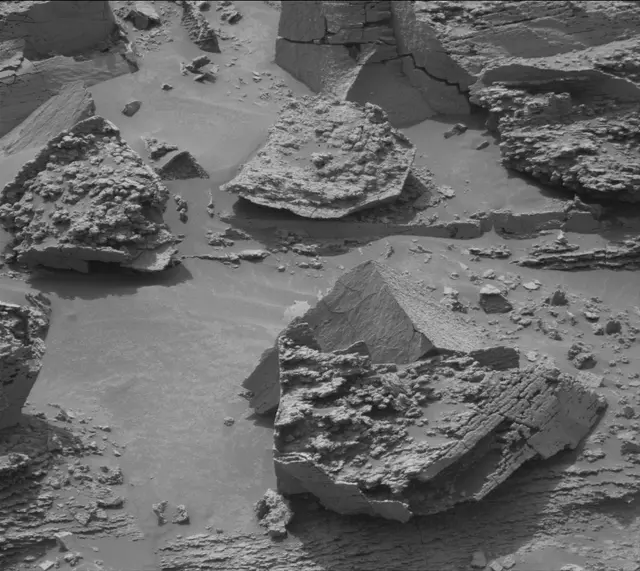 Sol 3466: Mast Camera (Mastcam)