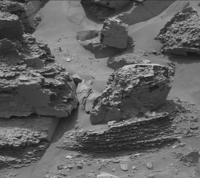 Sol 3466: Mast Camera (Mastcam)