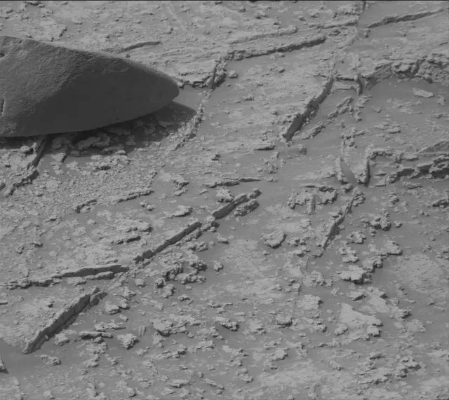 Sol 3469: Mast Camera (Mastcam)