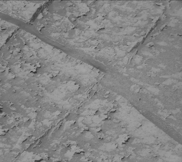 Sol 3469: Mast Camera (Mastcam)