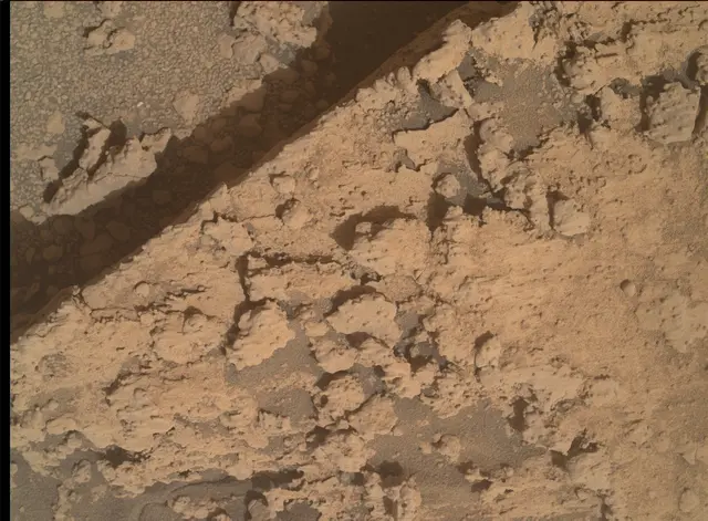 Sol 3469: Mars Hand Lens Imager (MAHLI)