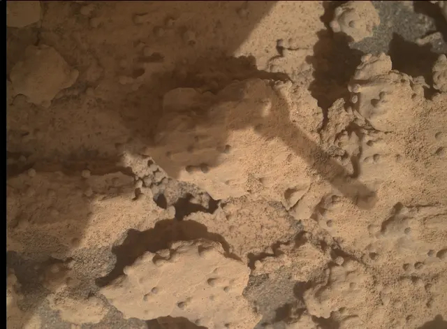 Sol 3469: Mars Hand Lens Imager (MAHLI)