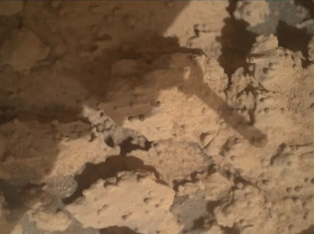 Sol 3469: Mars Hand Lens Imager (MAHLI)