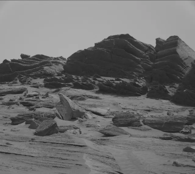 Sol 3471: Mast Camera (Mastcam)