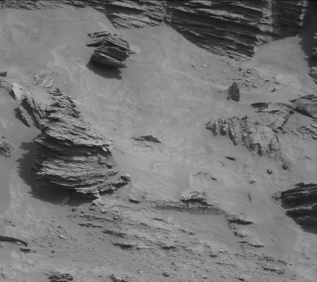 Sol 3471: Mast Camera (Mastcam)
