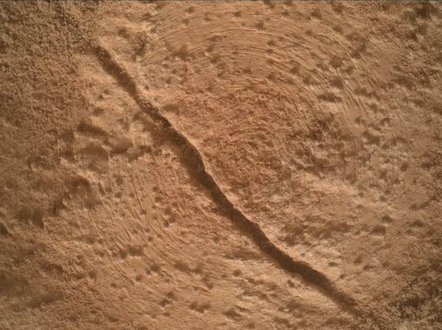 Sol 3473: Mars Hand Lens Imager (MAHLI)