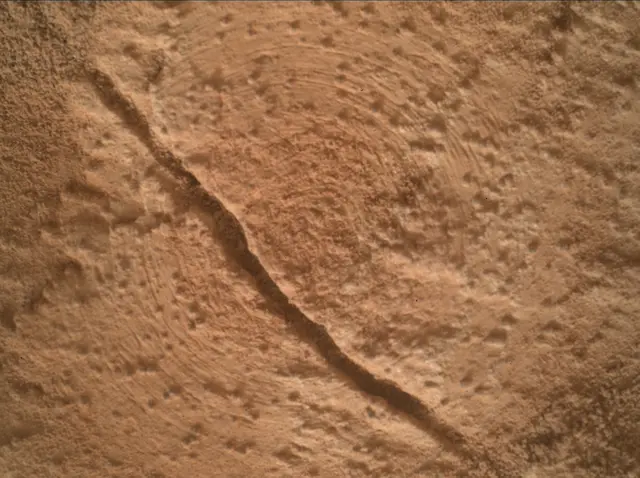 Sol 3473: Mars Hand Lens Imager (MAHLI)
