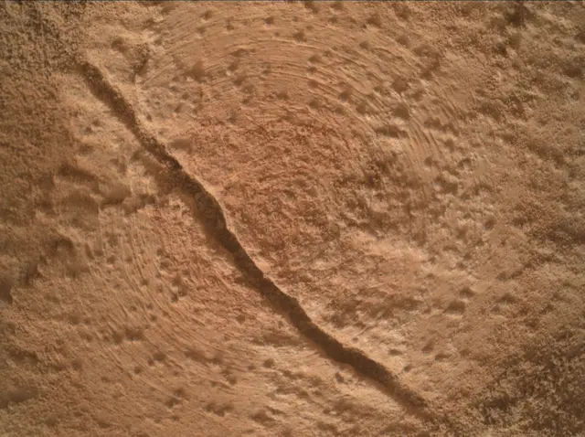Sol 3473: Mars Hand Lens Imager (MAHLI)